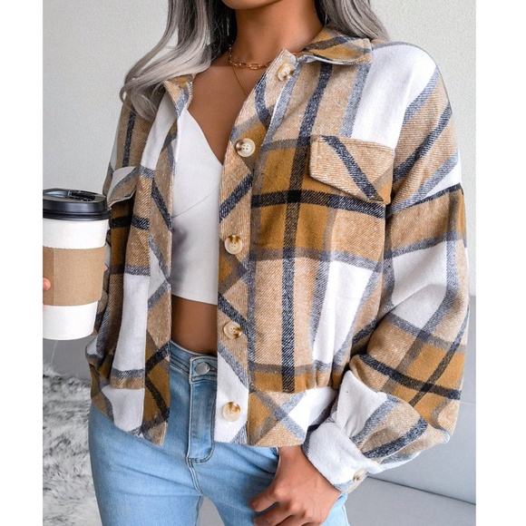 Cozy Plaid Print Button Down Loose Fit jacket Shacket - Picture 5 of 10